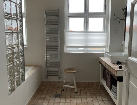 Hyggeligt og velholdt byhus i tre plan midt i Kerteminde