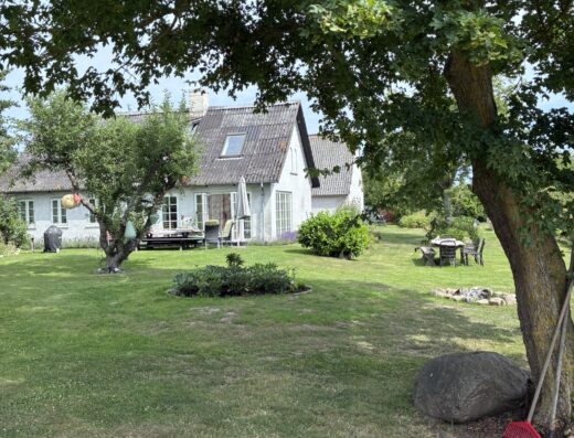 Stort nyrenoveret hus ved vandet ( 15 min. Great Northern)